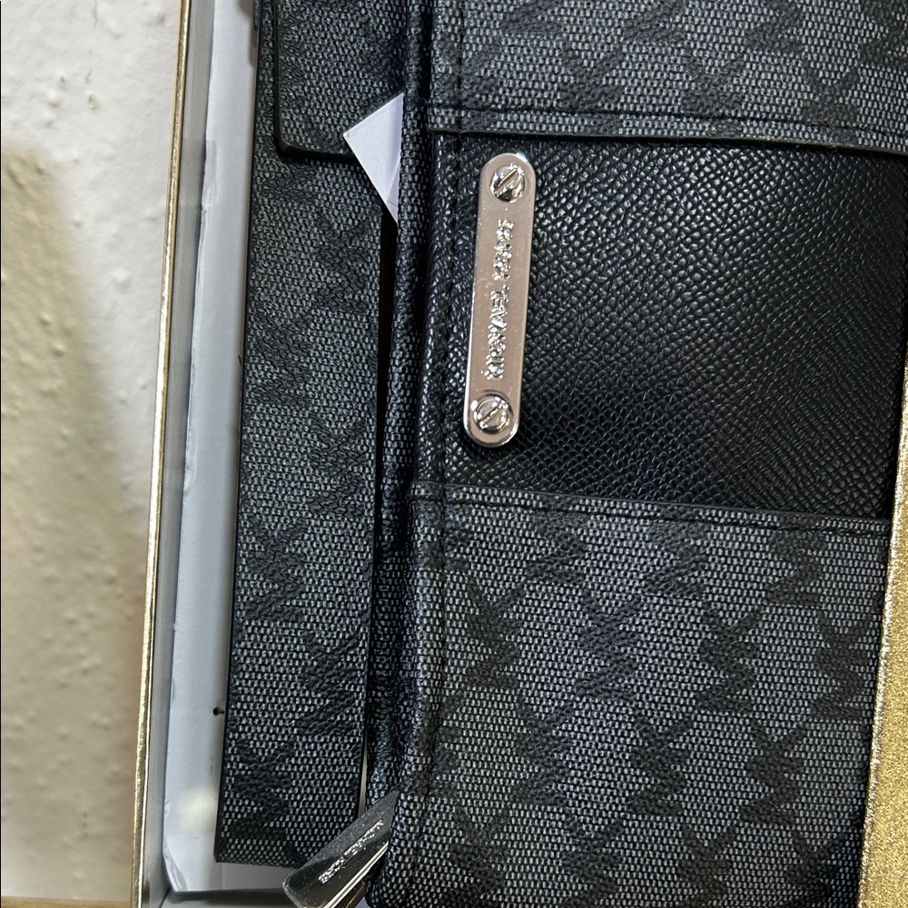 Michael Kors Adjustable Black Patterned Belt Bag - Picture 4 of 5